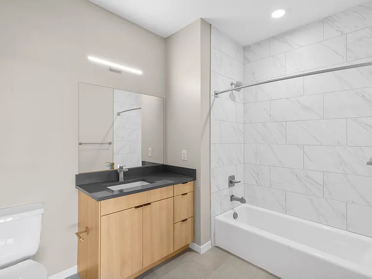 The Keystone Apartments — Photo 189