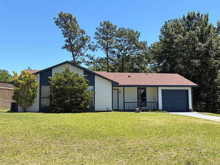 2814 Ptarmigan Rd — Photo 3