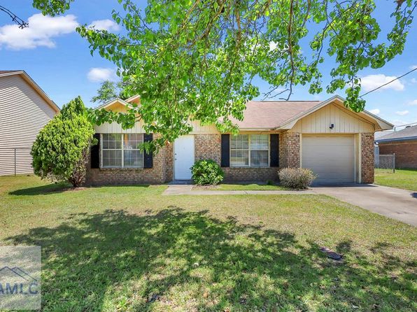767 Madison Dr, Hinesville, GA 31313