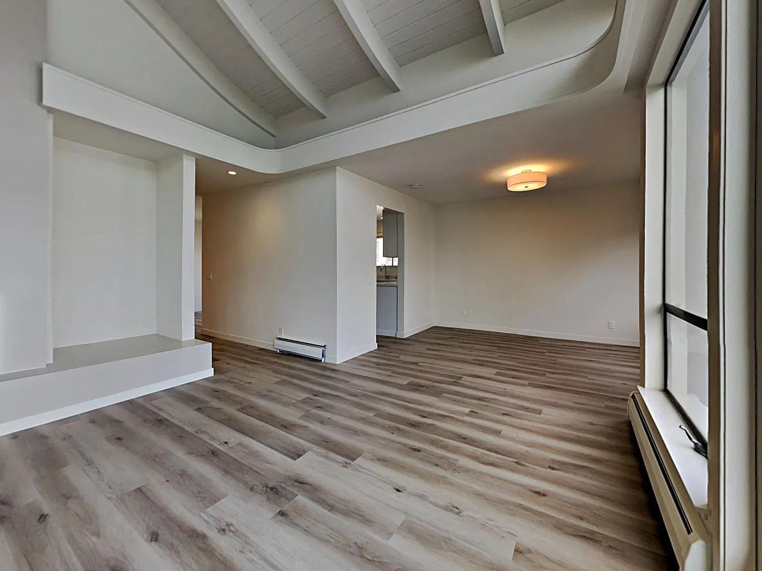 1521 Taylor St. — Photo 4
