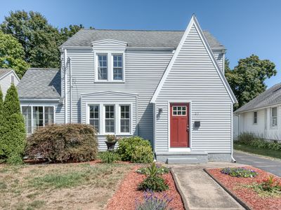 27 Adeline Avenue, Bristol, CT, 06010