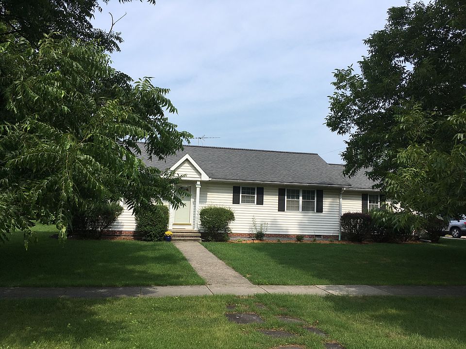 219 N Park