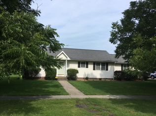 219 N Park St, Deshler, OH 43516