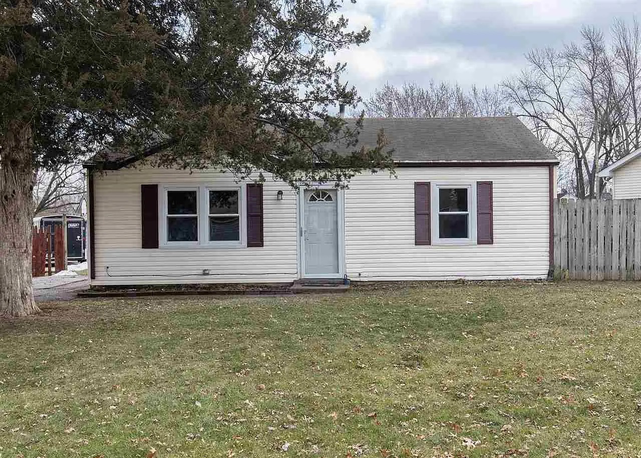 7411 Oak St photo 1