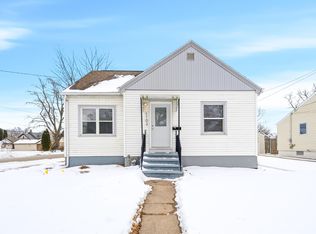 1103 13th Ave, Green Bay, WI 54304