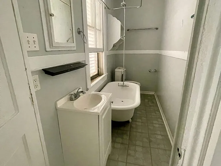 613 Church St — Photo 3