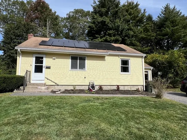3 Delaney Ave, Dudley, MA 01571