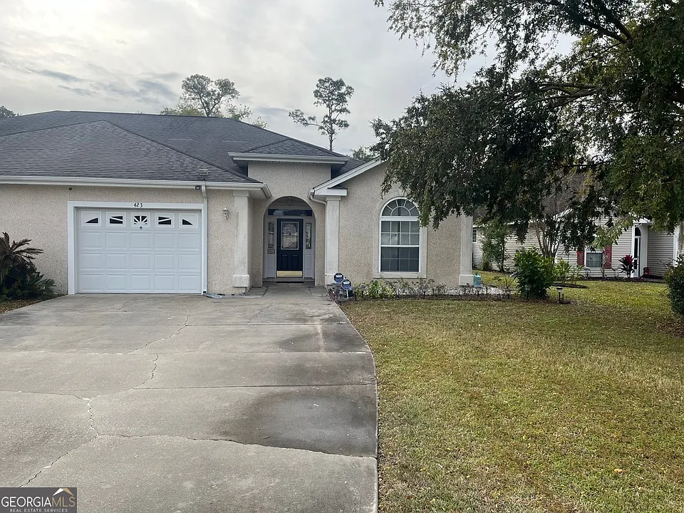 423 Cobblestone Way