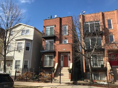 2932 N Ridgeway Ave, Chicago, IL, 60618