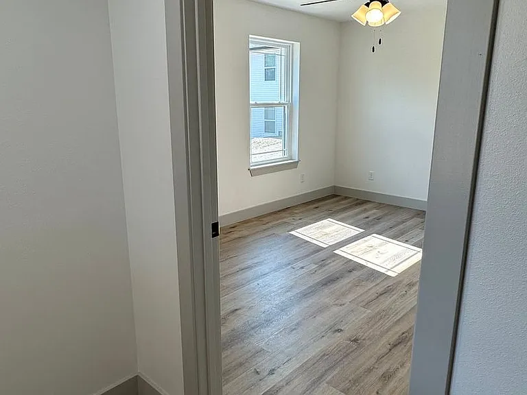 932 Cottage Hill Way — Photo 79