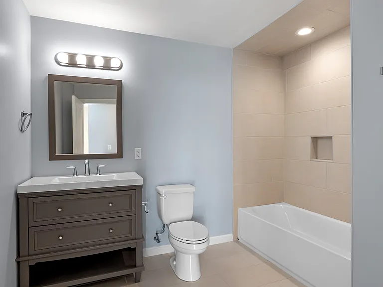 172 Kimball Ave #2B — Photo 22
