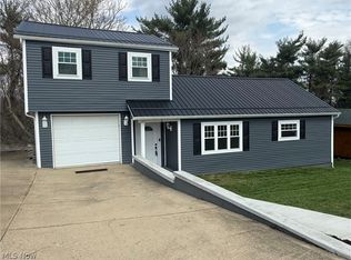 17 Grandview Rd, Cambridge, OH 43725