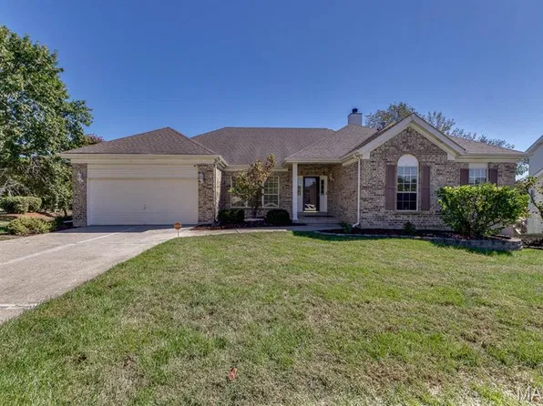 22 Gulf Shores Dr, O'Fallon, MO 63368
