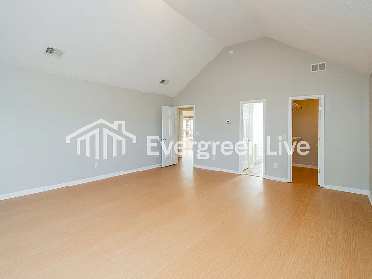9216 Windsor Lake Blvd — Photo 5