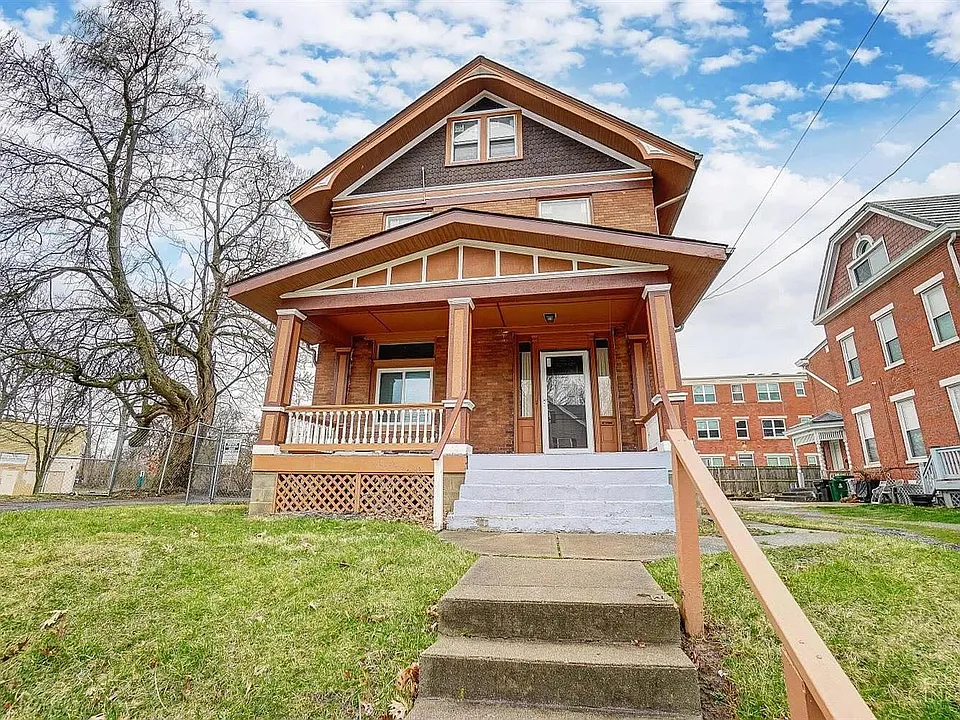 1609 Ruth Ave