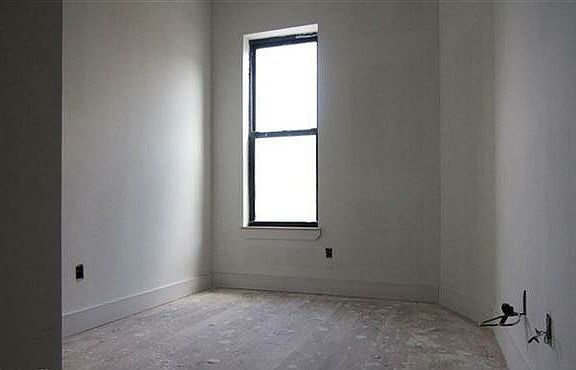3rd image of 1258 Jefferson Ave