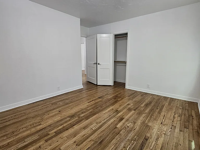 719 Hillcrest St — Photo 8