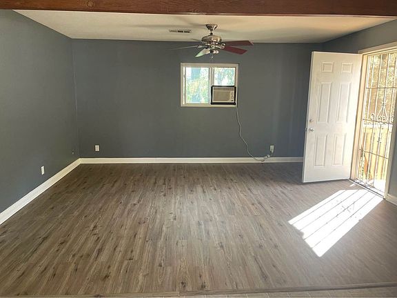 3rd image of 1015 Harbison Canyon Rd