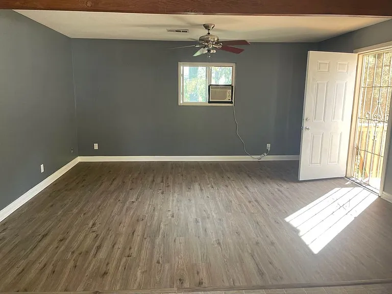1015 Harbison Canyon Rd — Photo 3