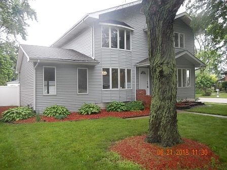 2nd image of 9543 S Natoma Ave
