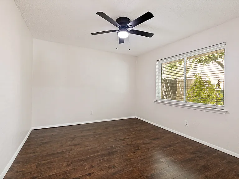6737 Fair Meadows Dr — Photo 16