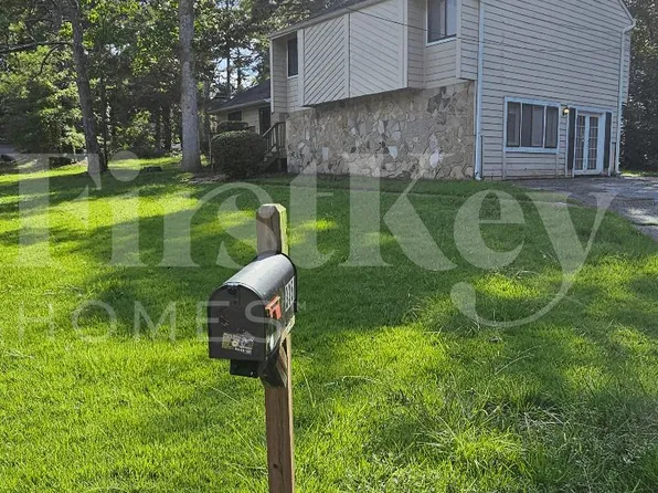 3351 Laughing Brook Ct, Decatur, GA 30034