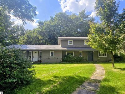 415 N Pine River St, Ithaca, MI, 48847