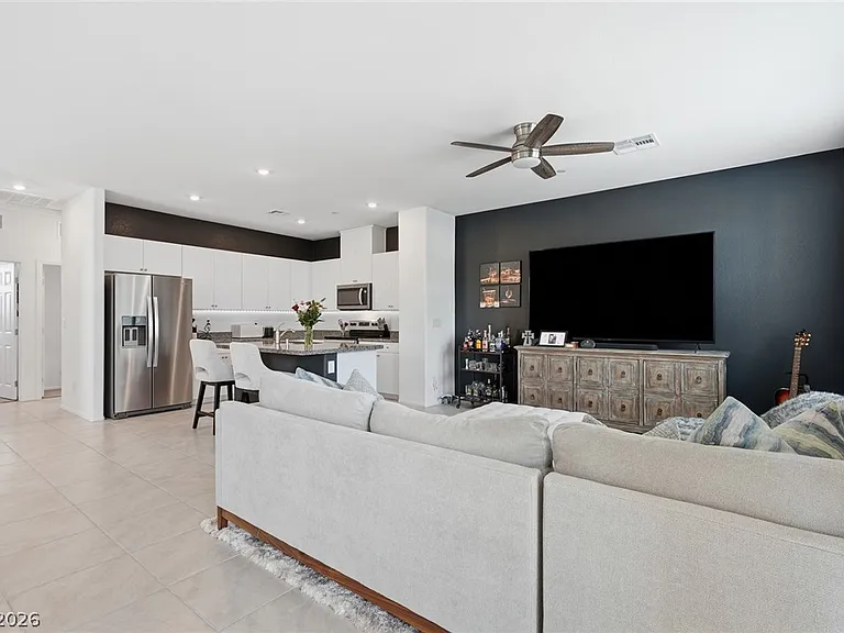 6155 Garden Oasis St — Photo 3