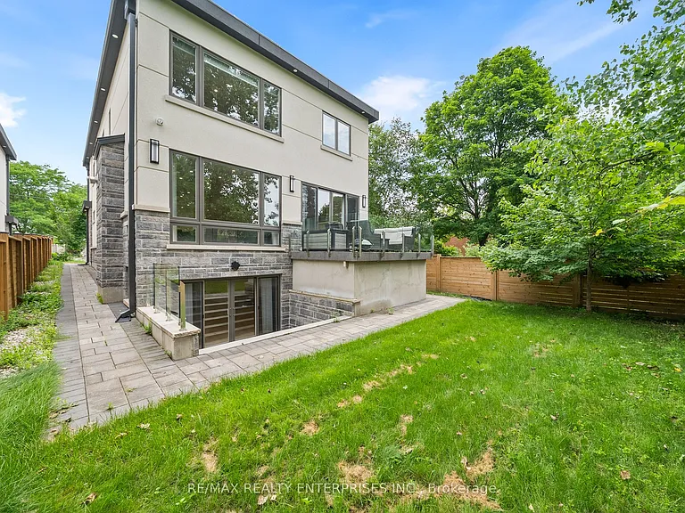 1362 Kenmuir Ave — Photo 45
