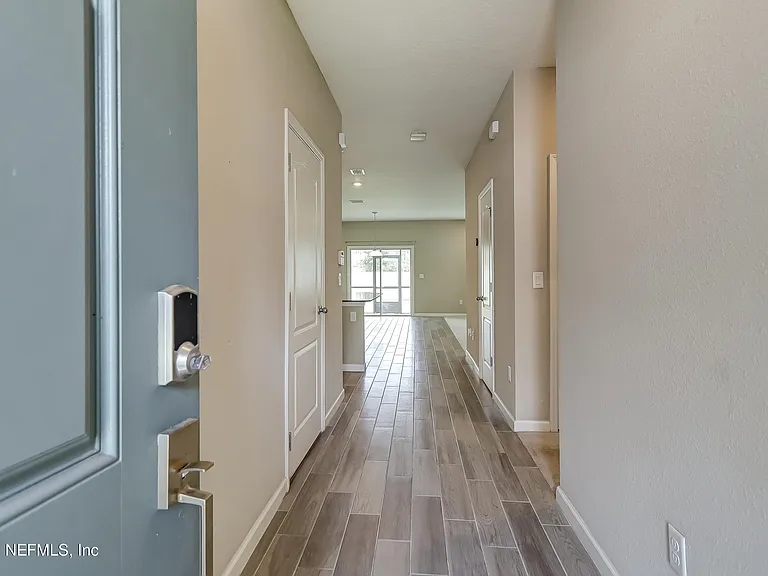 10386 Pavnes Creek Dr — Photo 5