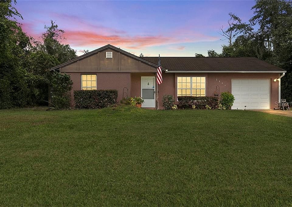 1st image of 2856 Foxdale Dr