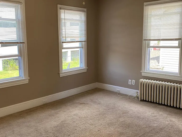 14B Walnut St — Photo 2