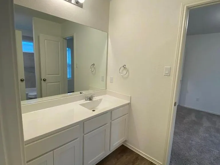 1209 Nokota Bnd — Photo 23
