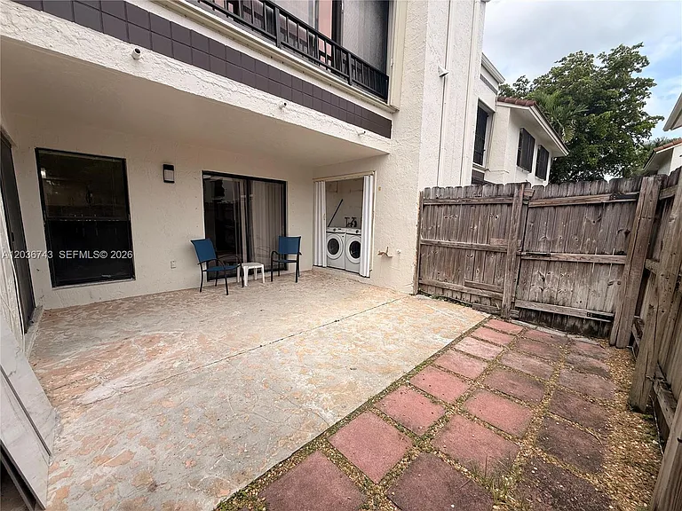 10875 NW 7th St #11-36 — Photo 24