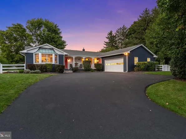 259 Frost Ln, Newtown, PA 18940