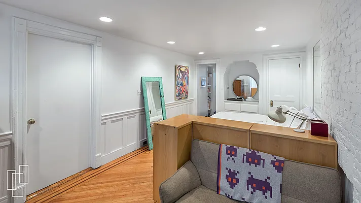 Rented by Garfield Realty  | media 12