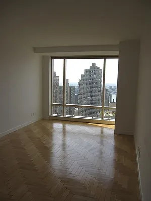 Rented by Realty Group International | media 24