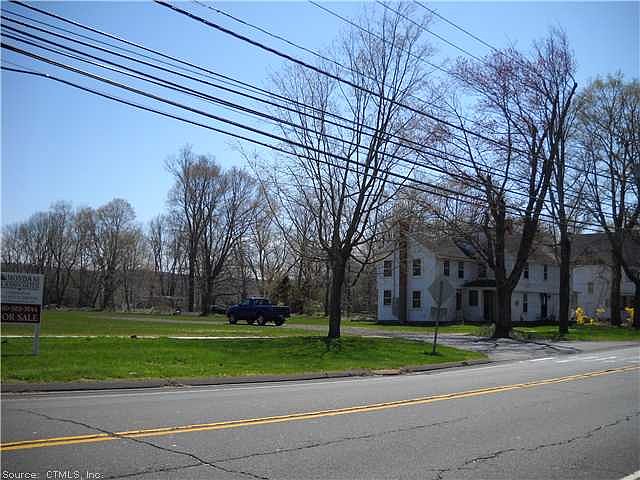 2nd image of 275 Main St