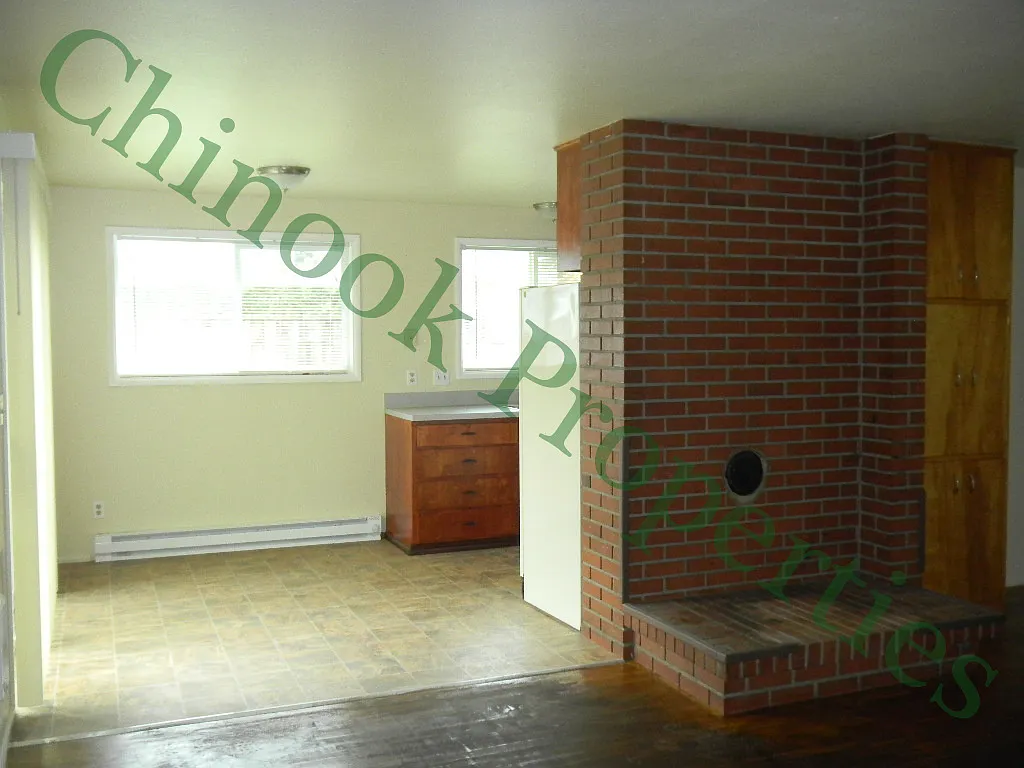 2 Bedroom Duplex in Santa Clara Neighborhood — Photo 4