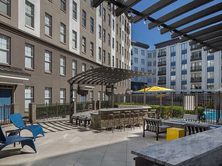 Buckhead 960 — Photo 12