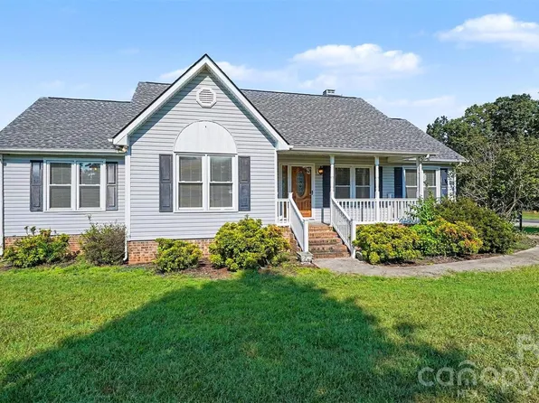 2900 Spencers Grove Rd, Browns Summit, NC 27214