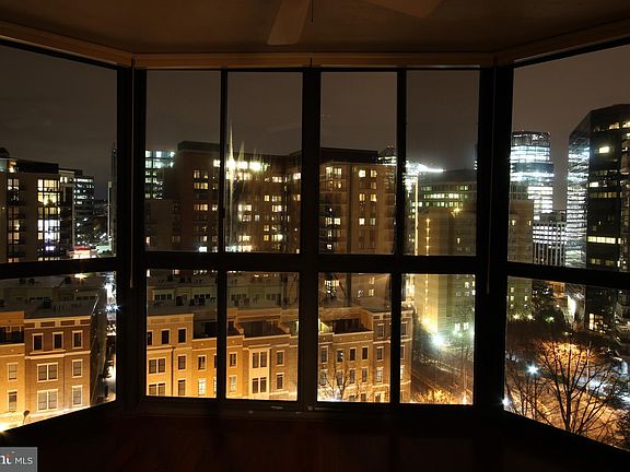 2nd image of 1600 N Oak St APT 1432