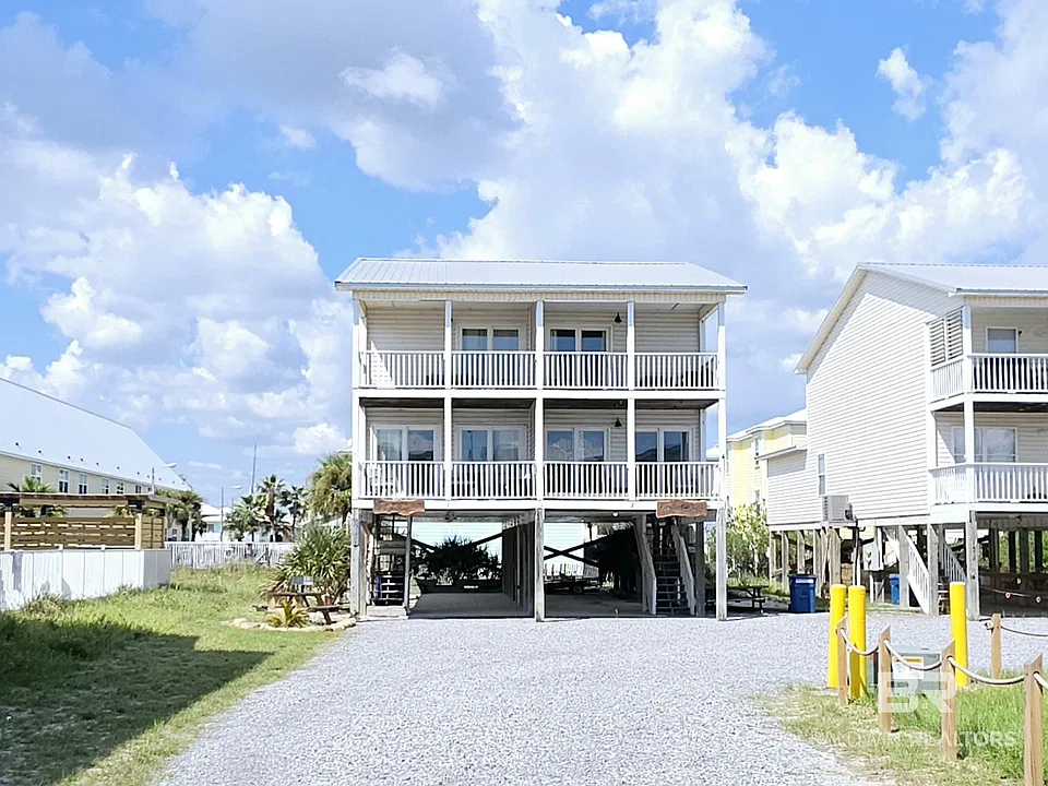 1474 W Beach Blvd #2