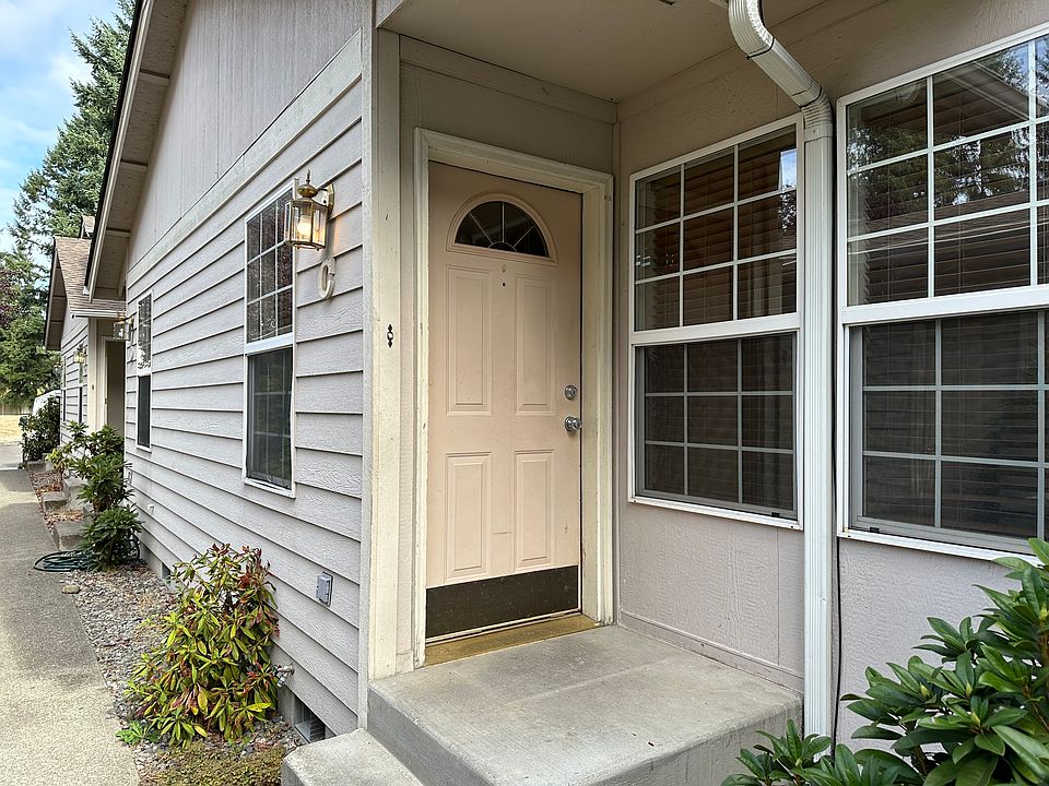 1st image of 9615 161st St E APT B