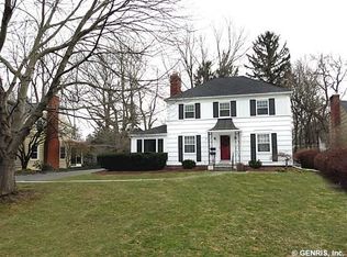 19 Chelmsford Rd, Rochester, NY 14618