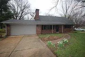 7645 Westchester Dr photo 1