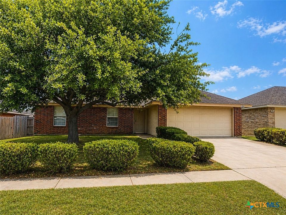 1st image of 2110 Sandstone Dr
