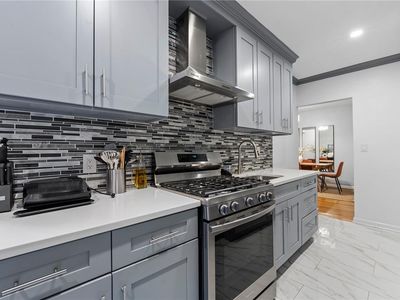491 Riverdale Avenue #4E, Yonkers, NY, 10705