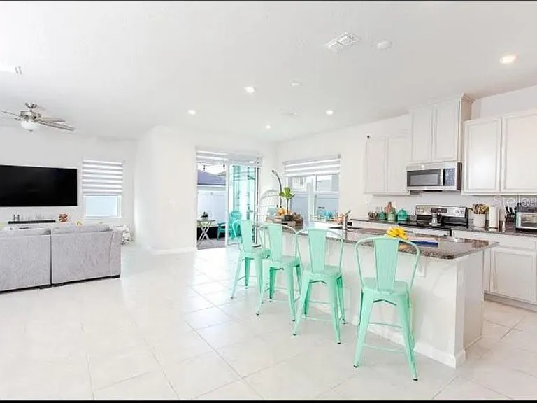 5547 Toulouse Ln — Photo 4