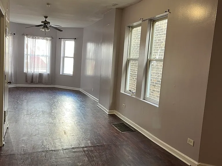 3057 W Flournoy St #2 — Photo 12